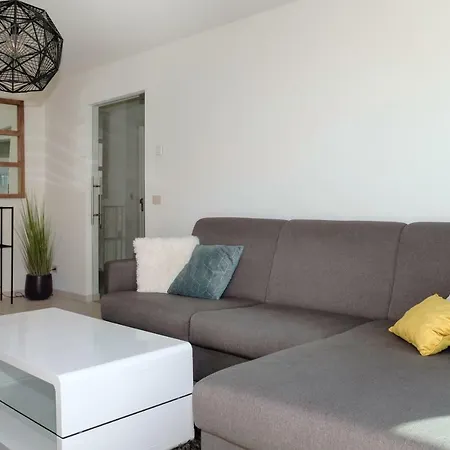 Lumina Seaview & Garage Apartment *